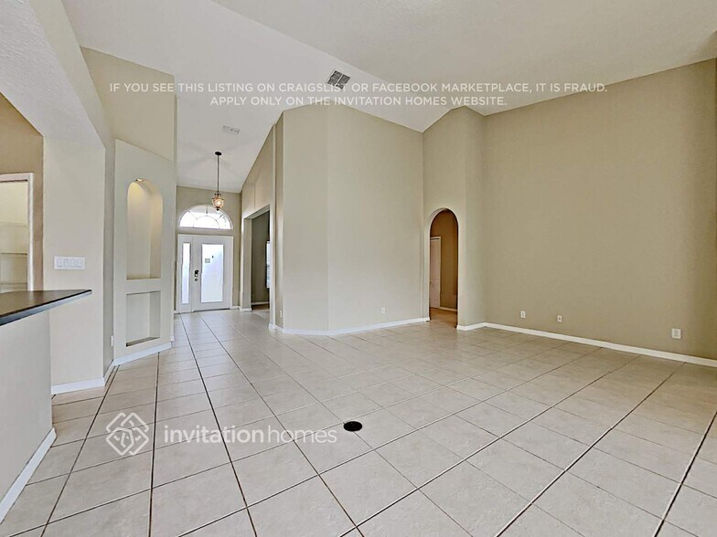 Building Photo - 2718 Old Redpine Way