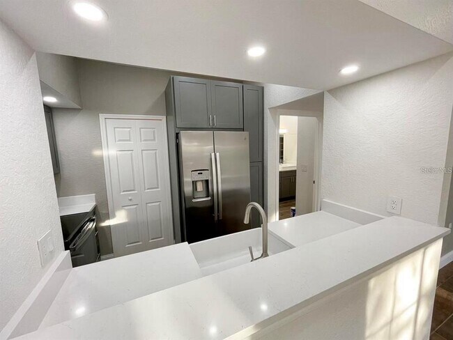 Building Photo - 5017 City St