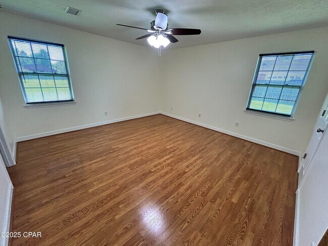 Building Photo - 5430 Olympia Dr