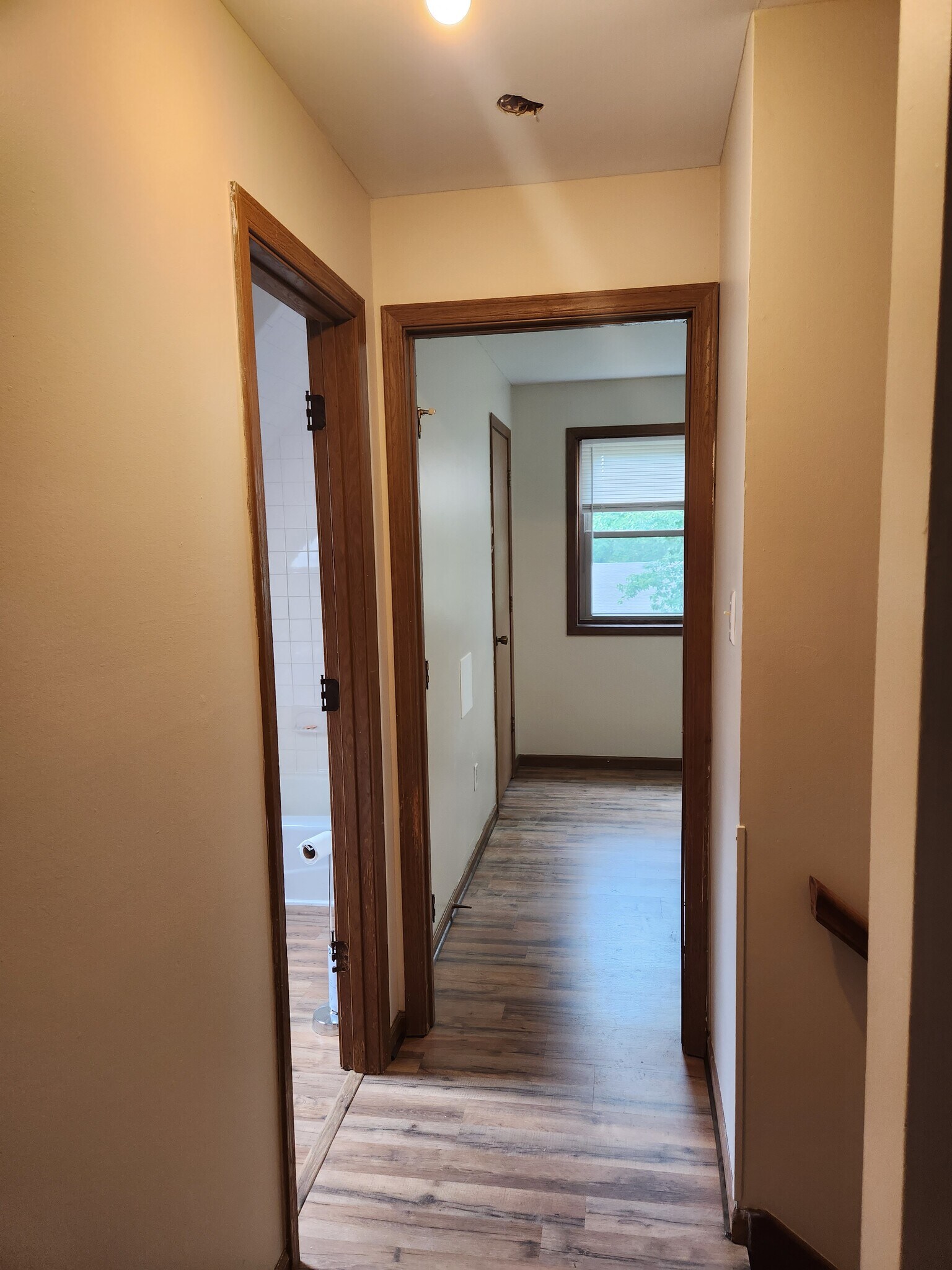 Upper level hallway - 4304 E Santa Anna Dr