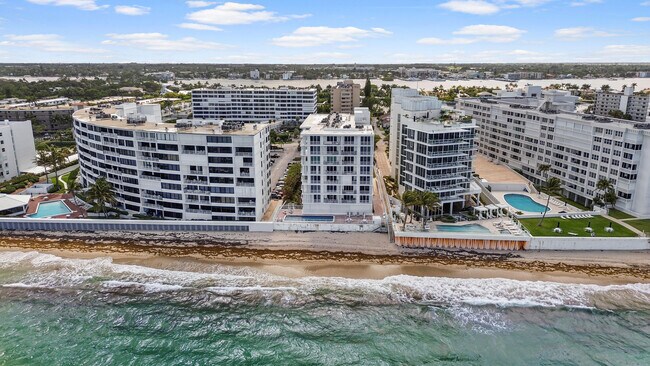 Building Photo - 3580 S Ocean Blvd