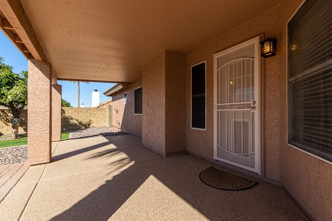 Building Photo - 6601 E Presidio St