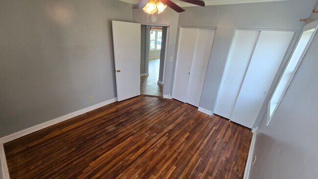 Building Photo - Spacious 3 Bedroom, 1.5 Bath Home with central AC for Rent!!!