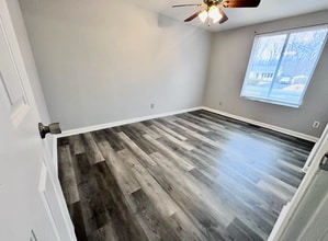 Building Photo - 10612 Holleybrooke Dr