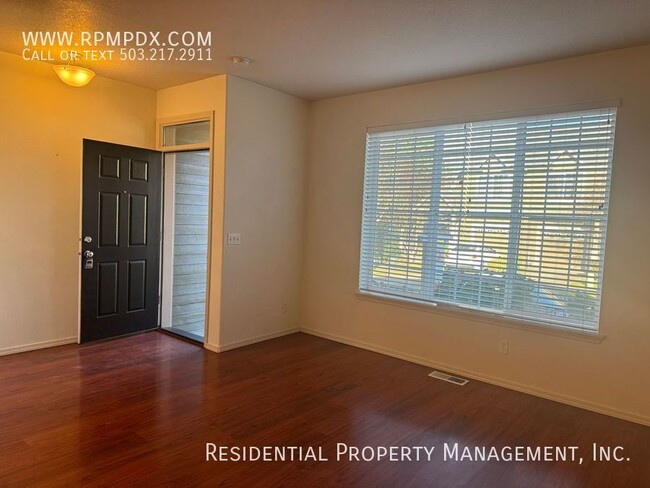 Building Photo - Arbor Reserve Townhome with 2 Spacious Pri...