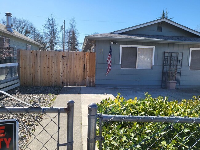 Building Photo - SH2229