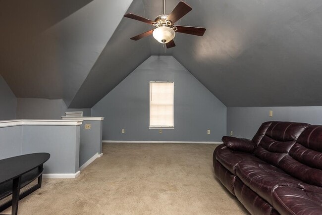 Building Photo - 3418 Broadway St