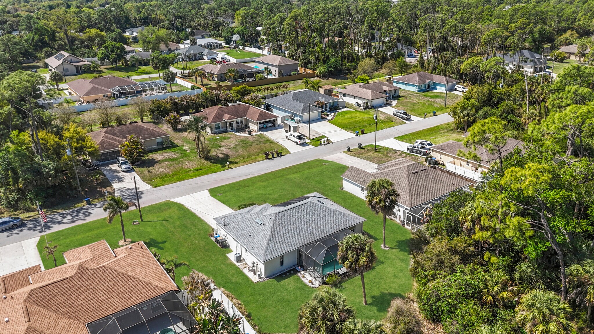 Building Photo - 3620 Candia Ave