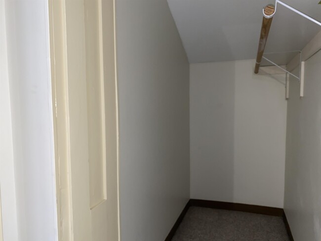 Building Photo - 30 Hanover St