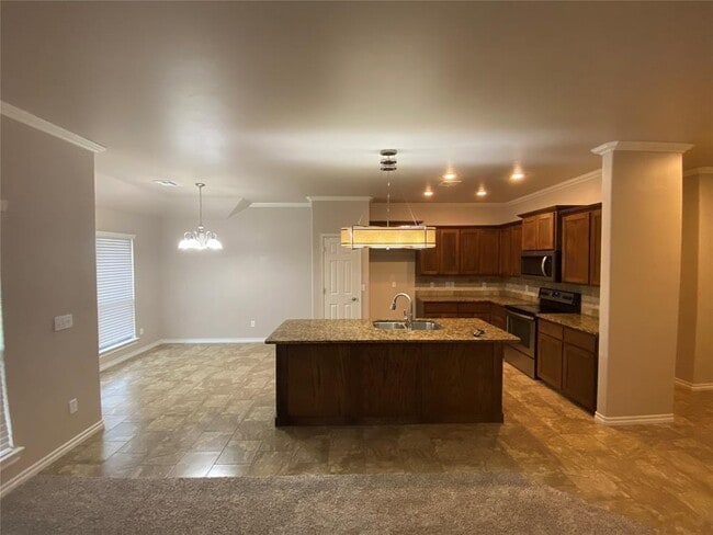 Building Photo - 2217 Crooked Oak Dr