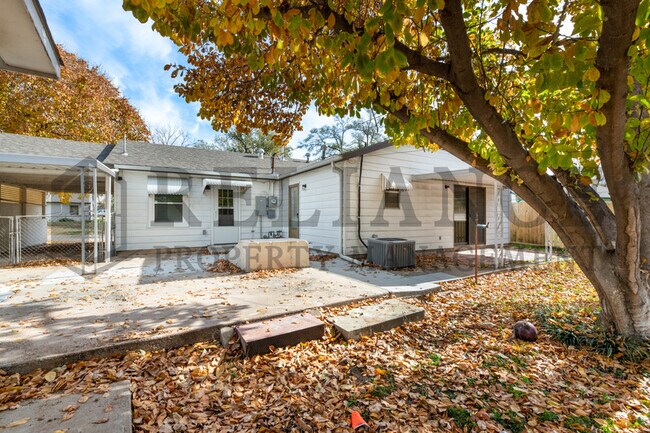 Building Photo - 4263 Cumberland St