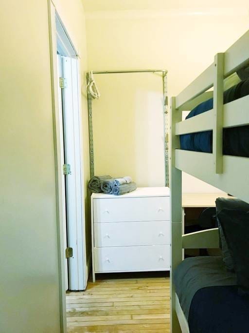 Front Bedroom 1 - 915 S Loomis St