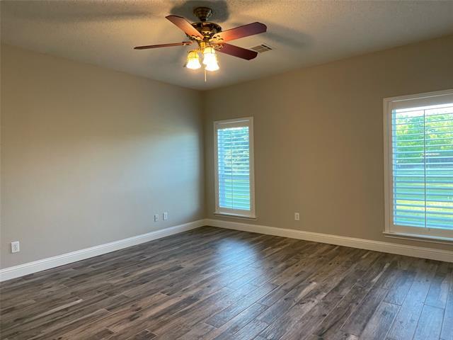 Building Photo - 1614 N Timber Brook Dr