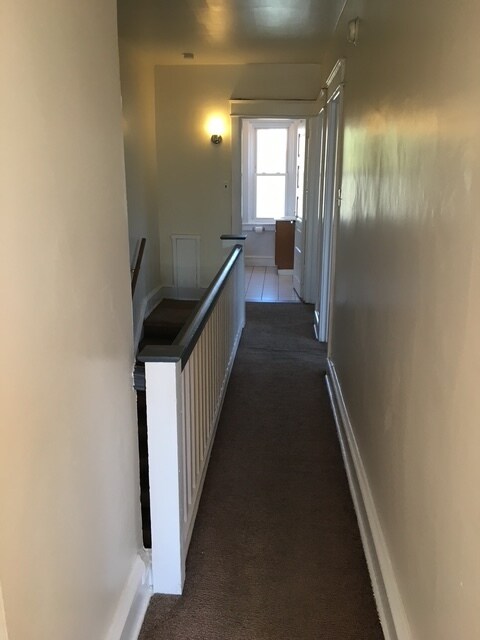 Hall to LR - 359 W Chester Pike