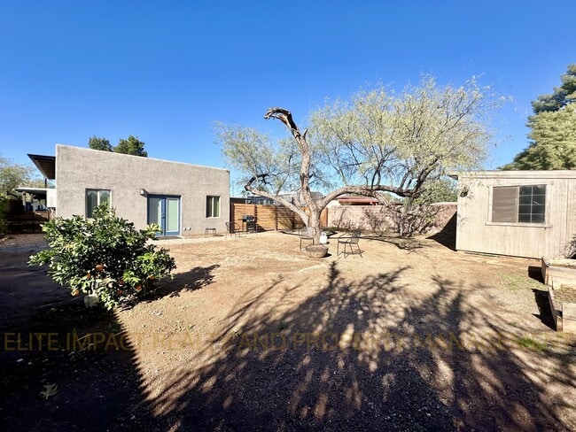 Building Photo - 2140 N Northway Ave