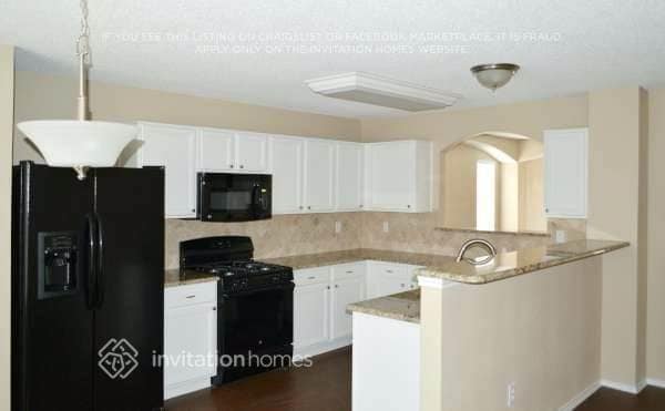 Building Photo - 1492 Altstatten Ln