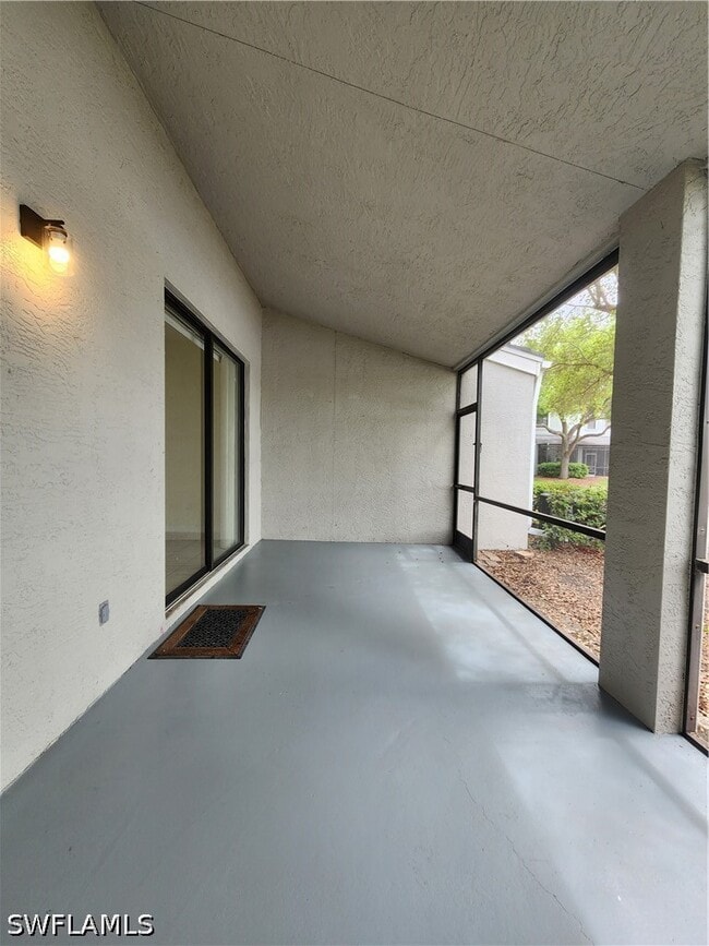 Building Photo - 14708 Sutherland Ave