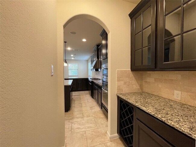 Building Photo - 5366 Blue Mountain Ln