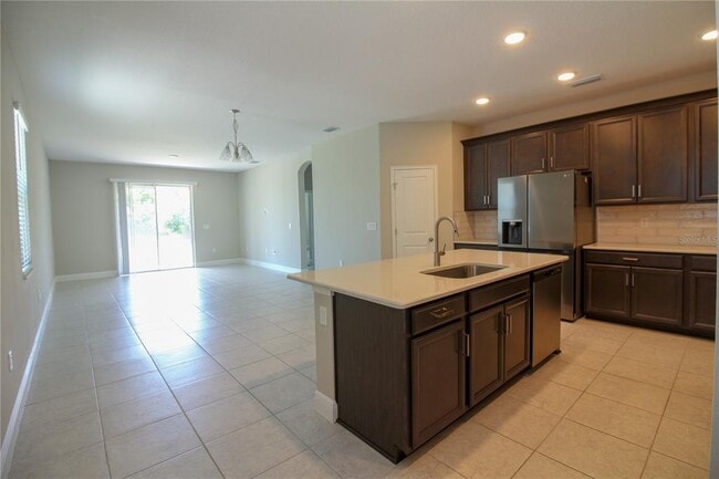 Building Photo - 6269 Great Bear Dr