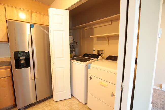 Laundry - 20301 19th Ave NE