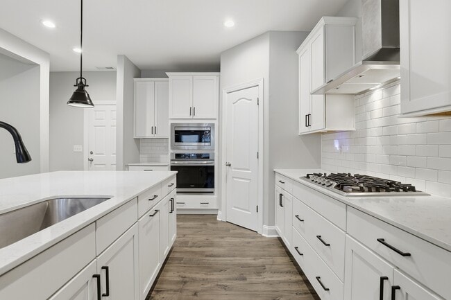 Building Photo - 107 Salmon Ln