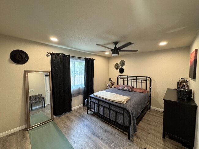 Building Photo - 3120 Camino Aleta