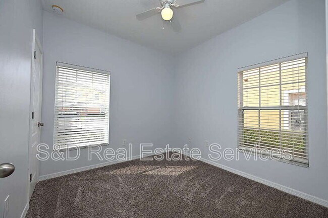 Building Photo - 4219 Winding Vine Dr