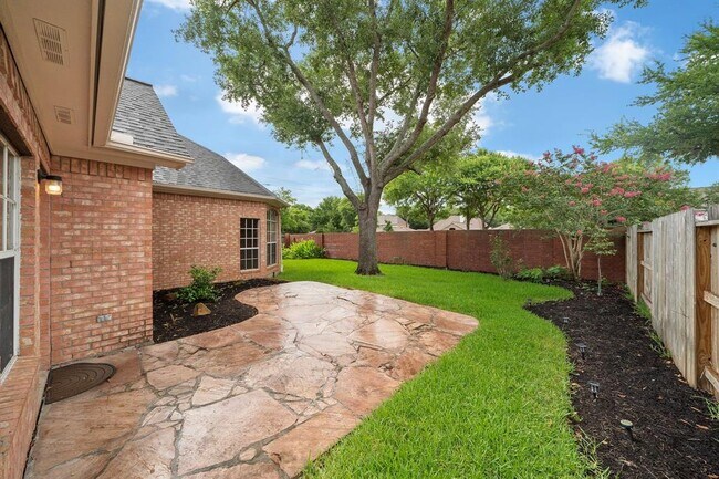 Building Photo - 7319 Emerald Glen Dr