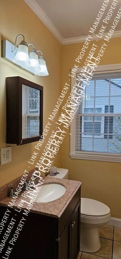 Building Photo - 129 N Moore Rd