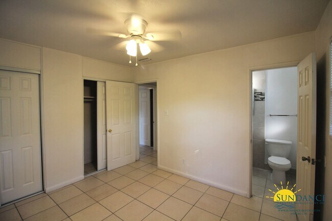 Building Photo - Beautiful 3 Bedroom Home in Fort Walton Beach