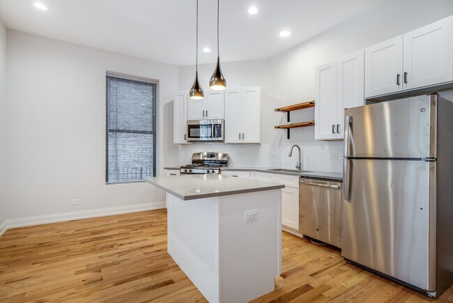 Building Photo - 5407 S Harper Ave
