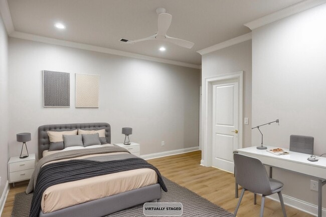 Building Photo - 265 Trunk St NE