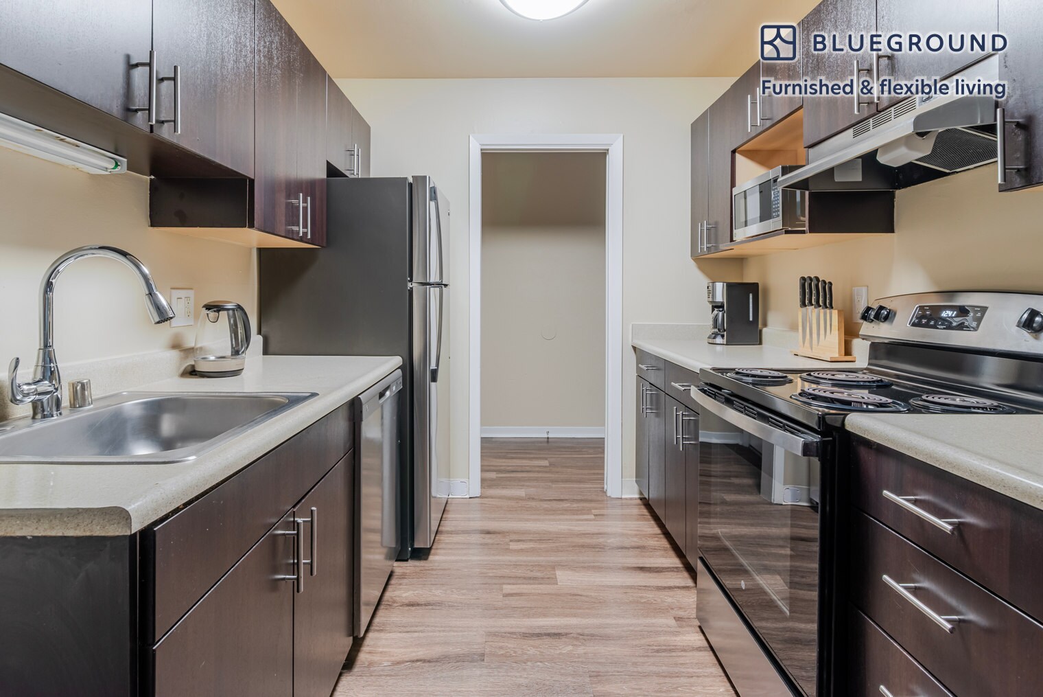 Building Photo - 788 Edgewater Blvd