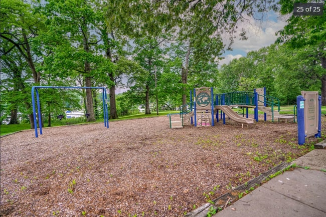Building Photo - 3 Bedroom Rehabbed Home