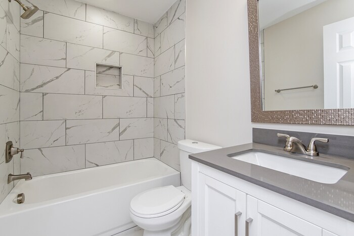 Building Photo - 812 Terrace View Dr