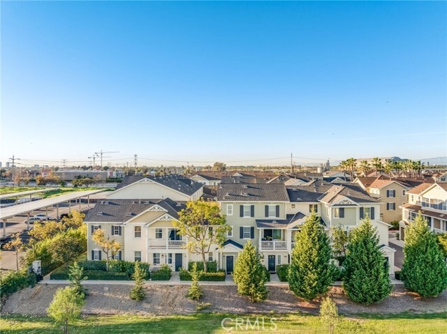 Building Photo - 814 Silk Tree