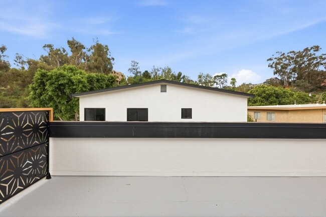Building Photo - Stunning New Construction in Mission Hills – 3BR/2BA – Going Quick | 4 Weeks of Free Rent + Free ...