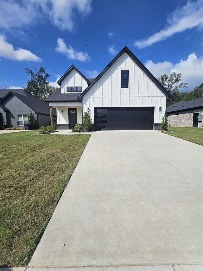 Building Photo - 7233 Havenwood Dr