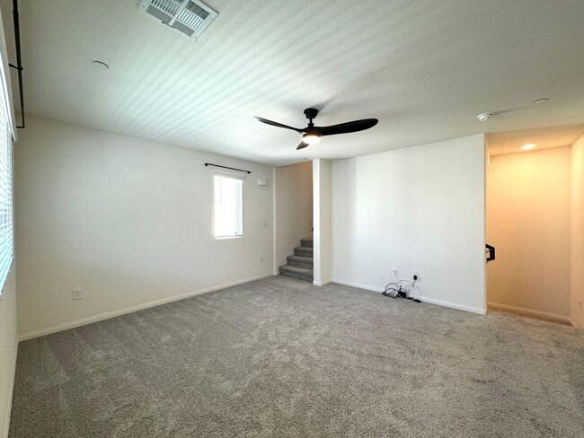 Building Photo - 2662 Champagne Gold Ave