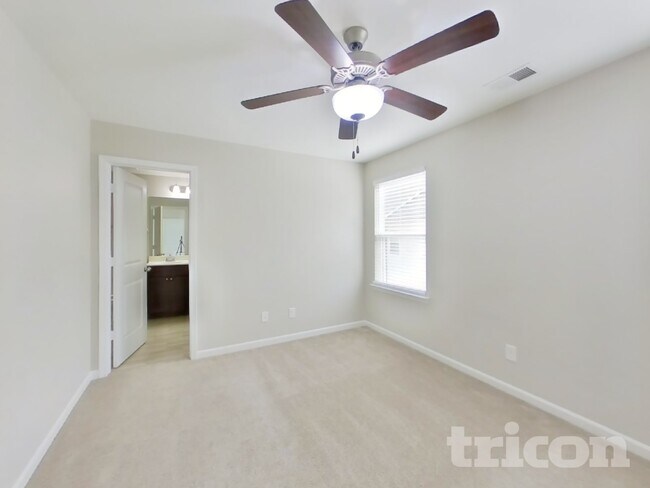 Building Photo - 311 Woodfern Ct