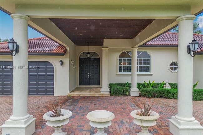 Building Photo - 10261 SW 58th St