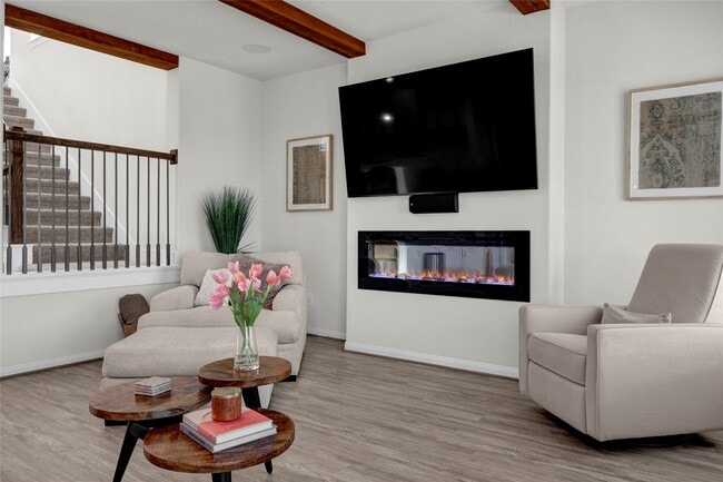 Building Photo - 12803 Fibrae Dr