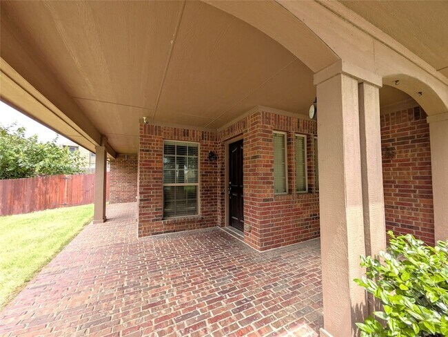 Building Photo - 14013 Zippo Way