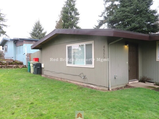 Building Photo - 4580 SW 196th Ave