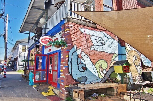 Building Photo - 791 Wylie St SE