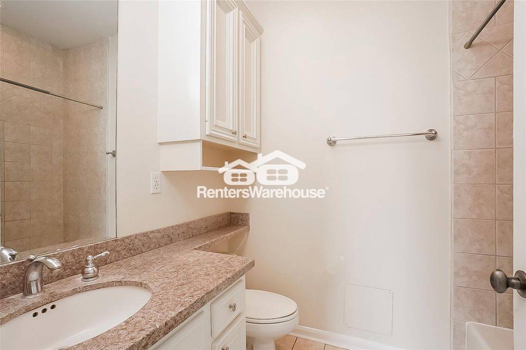 Building Photo - 3818 Hazard St