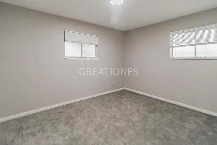 Building Photo - 155 Ben Nevis Rd