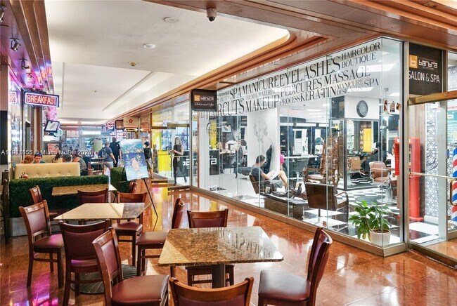 Building Photo - 1717 N Bayshore Dr