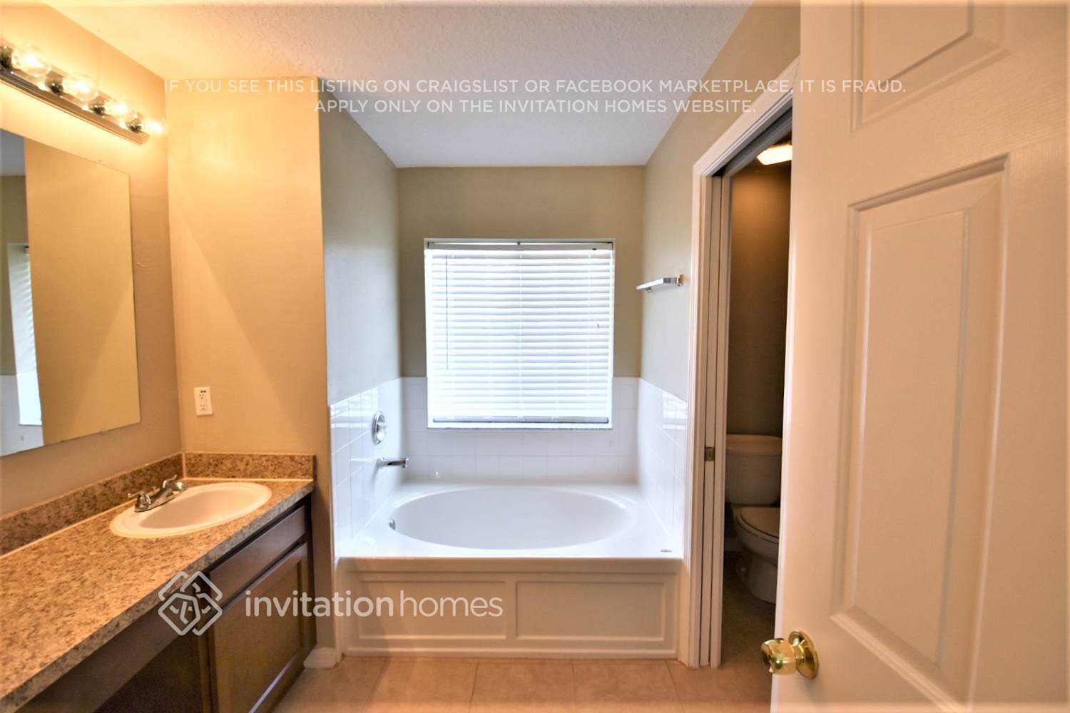 Building Photo - 30508 Midtown Ct