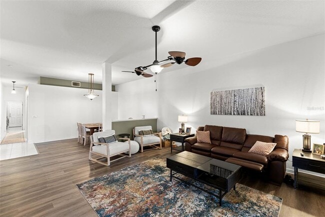 Building Photo - 1717 Arabian Ln